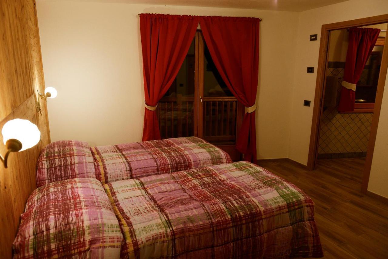 Le Nid De L'Aigle Hotel Champoluc Bagian luar foto