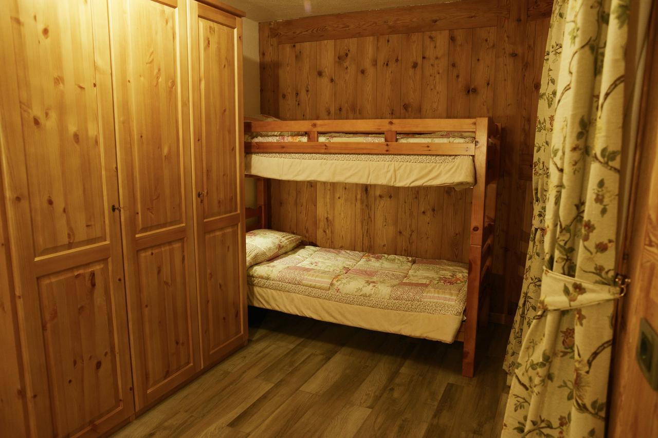 Le Nid De L'Aigle Hotel Champoluc Bagian luar foto