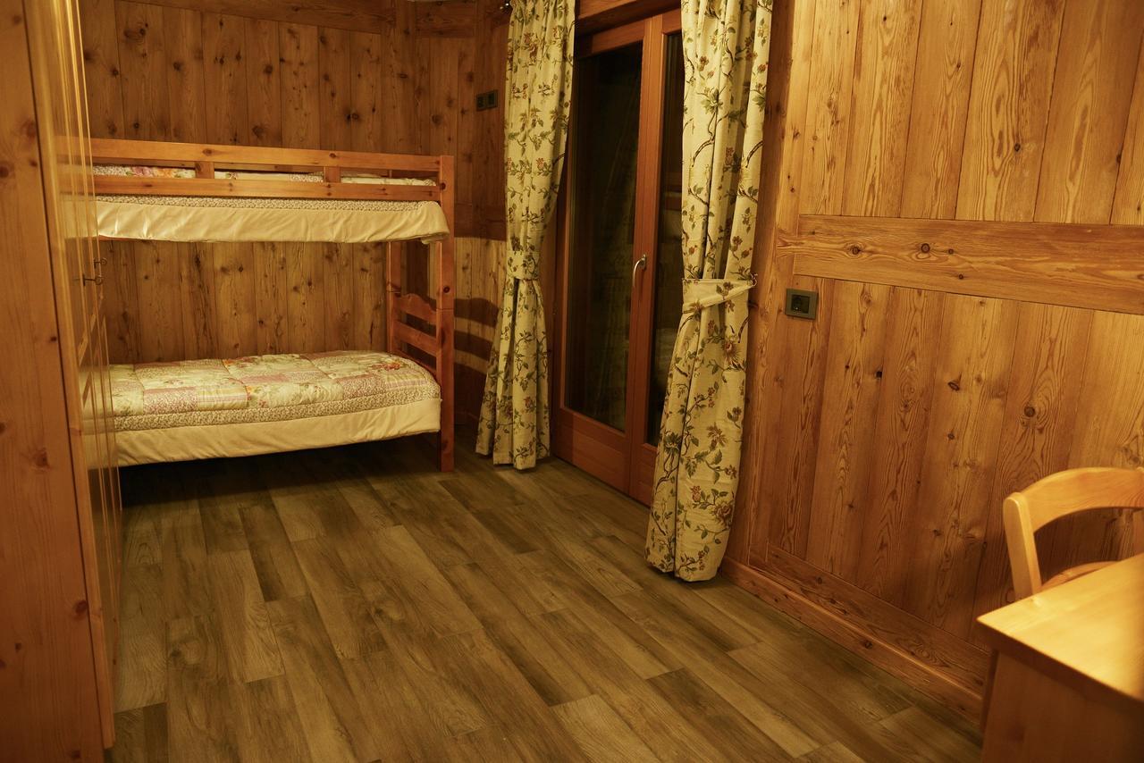 Le Nid De L'Aigle Hotel Champoluc Bagian luar foto