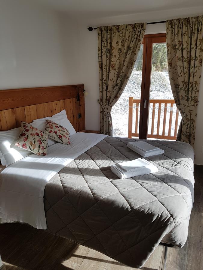 Le Nid De L'Aigle Hotel Champoluc Bagian luar foto