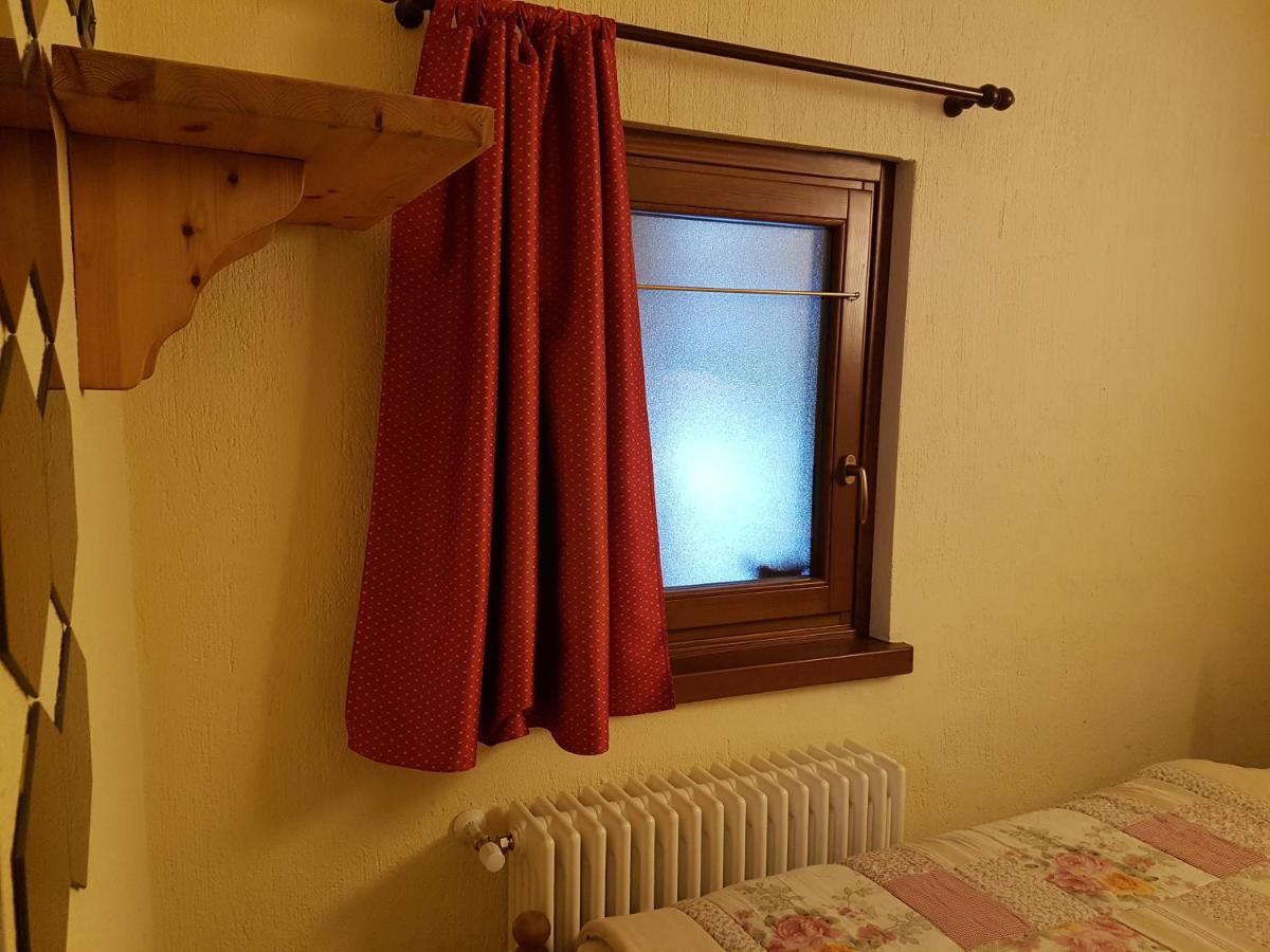 Le Nid De L'Aigle Hotel Champoluc Bagian luar foto